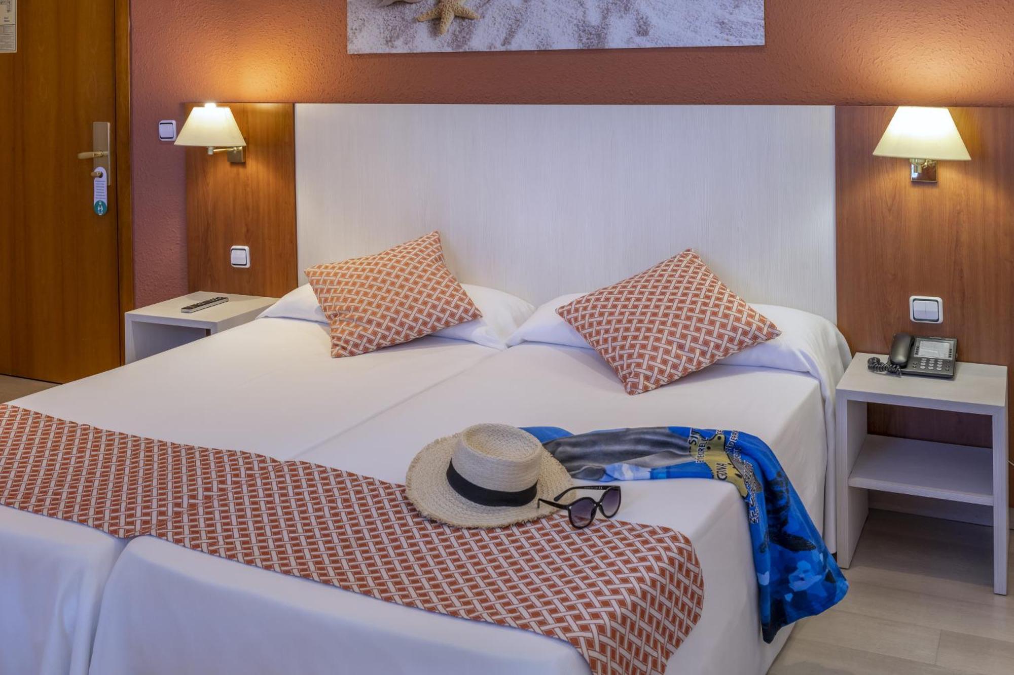 Ght Balmes, Hotel-Aparthotel&Splash Calella Ngoại thất bức ảnh